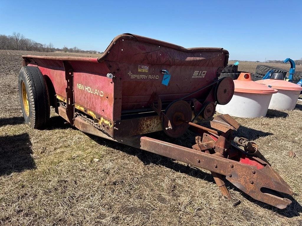 New Holland 510 Equipment Image0