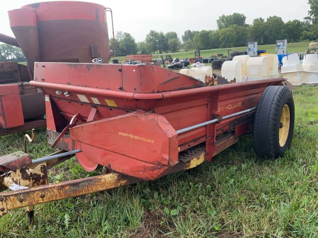 Image of New Holland 512 equipment image 2