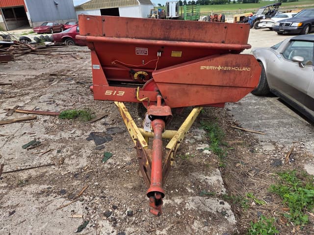 Image of New Holland 513 equipment image 1