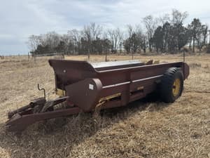 New Holland 516 Image