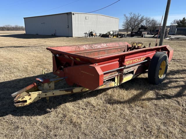 Image of New Holland 518 equipment image 3