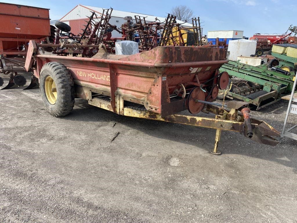 New Holland 518 Equipment Image0