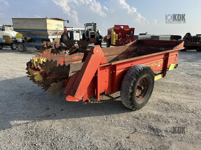 Image of New Holland 519 equipment image 2