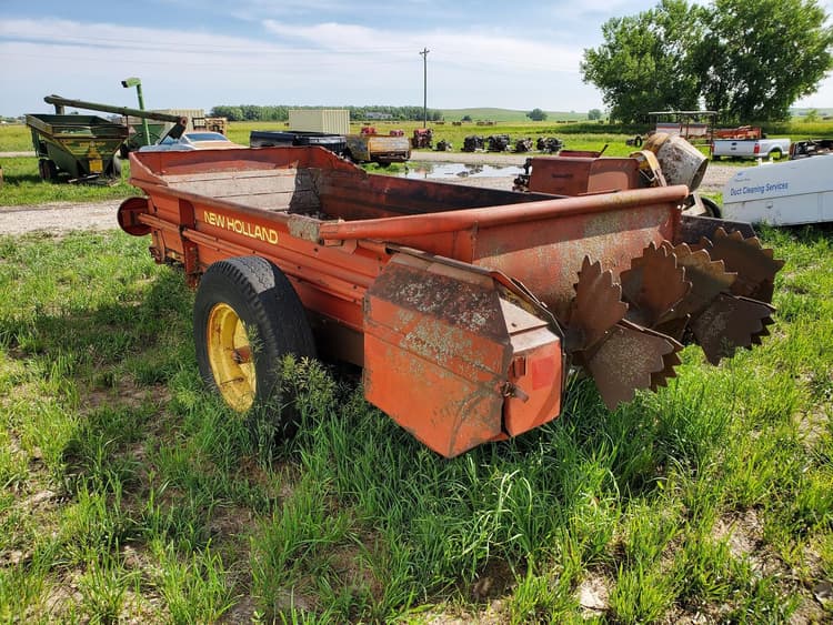 New Holland 519 Manure Handling Manure Spreaders Dry for Sale