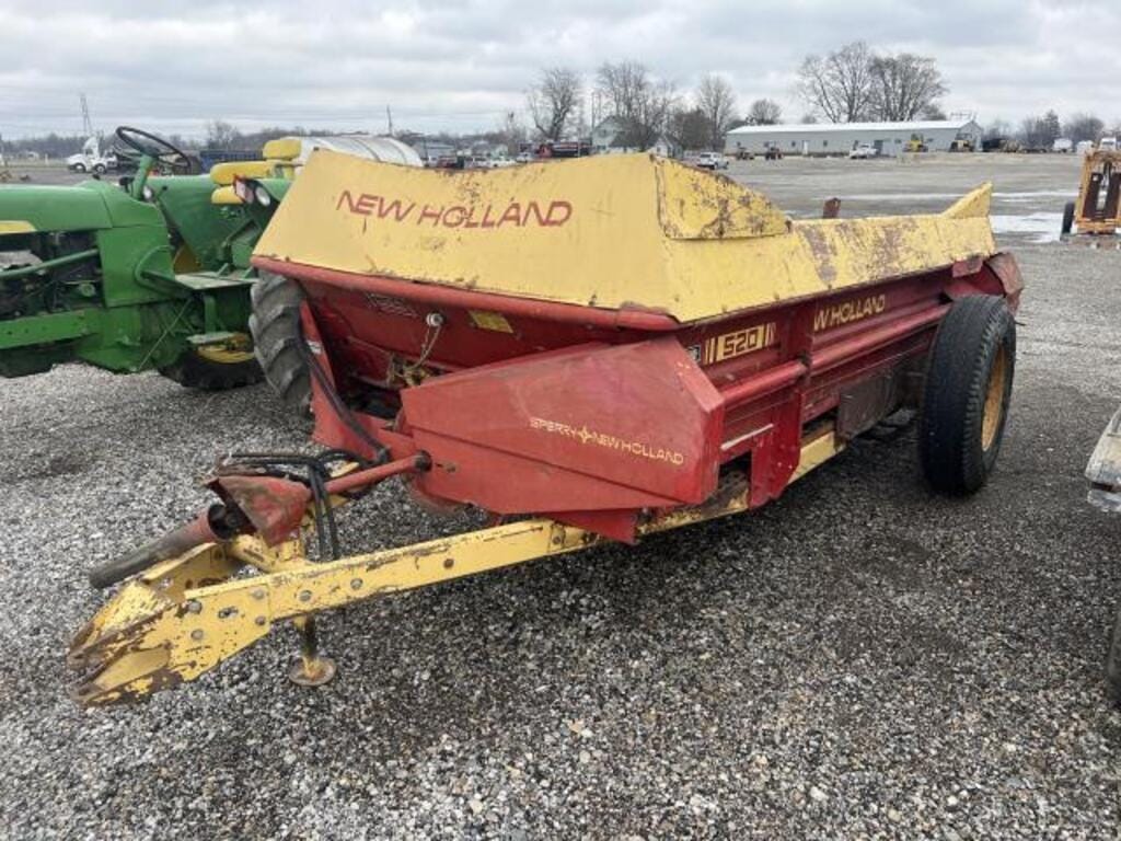Main image New Holland 520