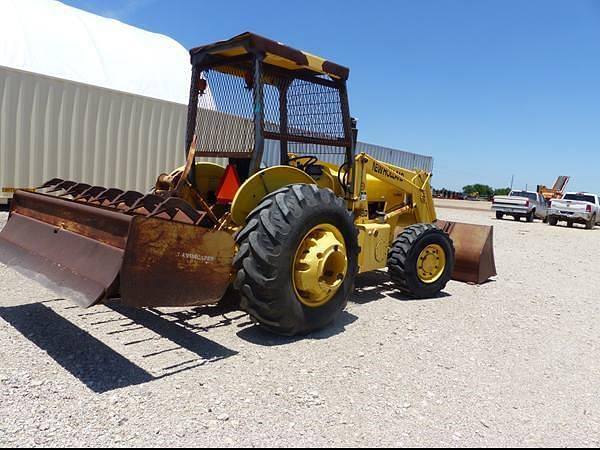 Image of New Holland 545D equipment image 3