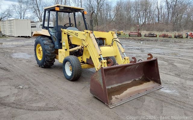 Image of New Holland 545D equipment image 3