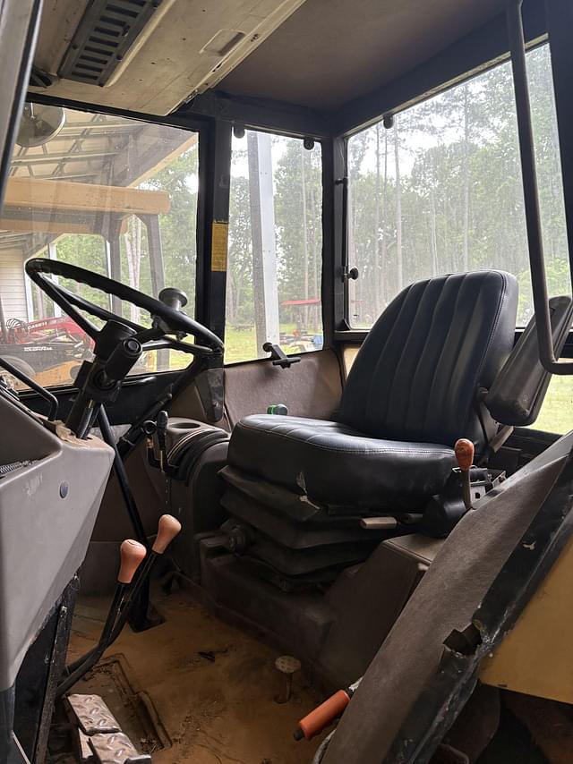 Image of New Holland 545D equipment image 1