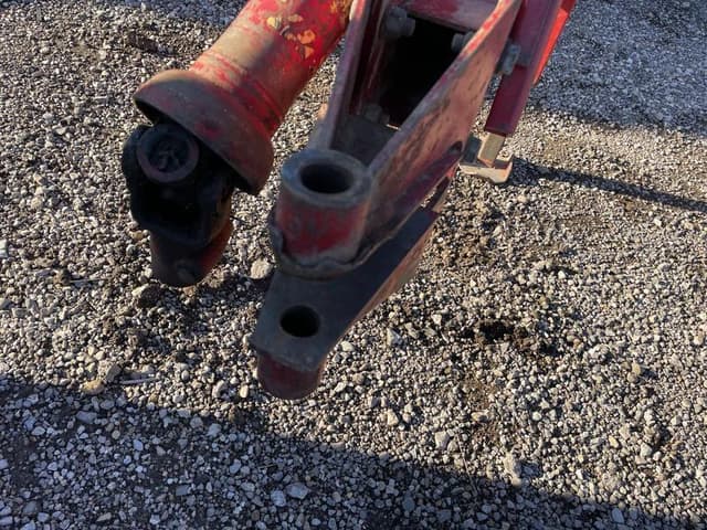 Image of New Holland 273 equipment image 3