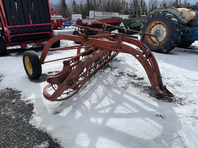 Image of New Holland 55 equipment image 2