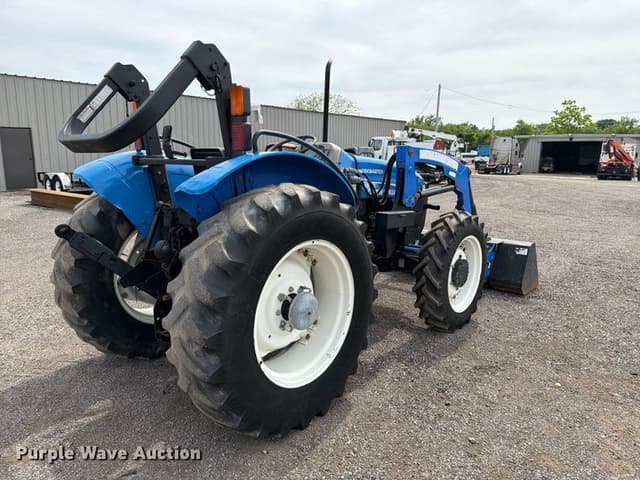 Image of New Holland Workmaster 55 equipment image 4