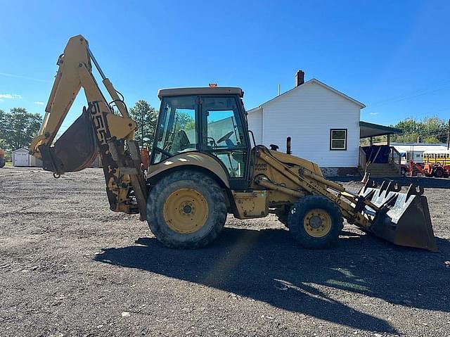 Image of New Holland 555E equipment image 3