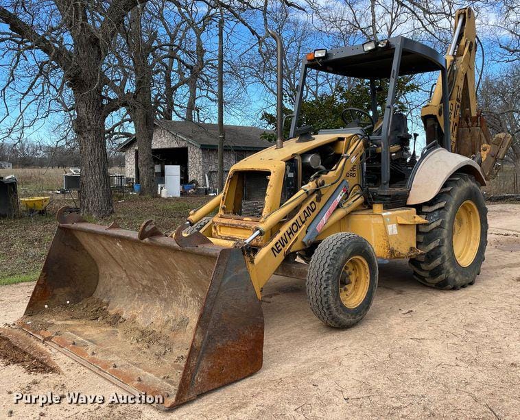 Main image New Holland 555E