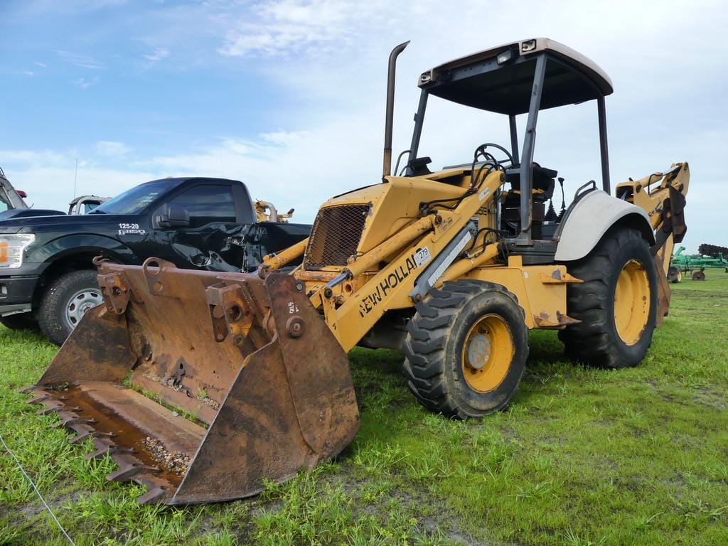 Main image New Holland 555E