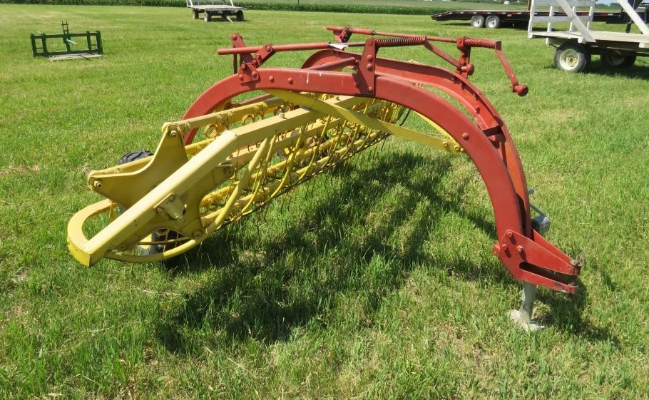 Main image New Holland 56