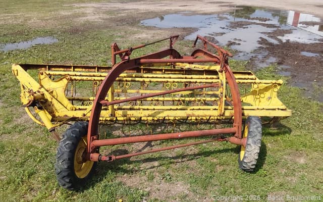 Image of New Holland 56 equipment image 3