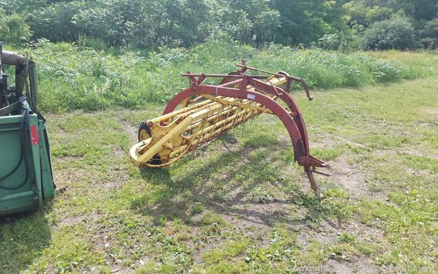 Image of New Holland 56 equipment image 2