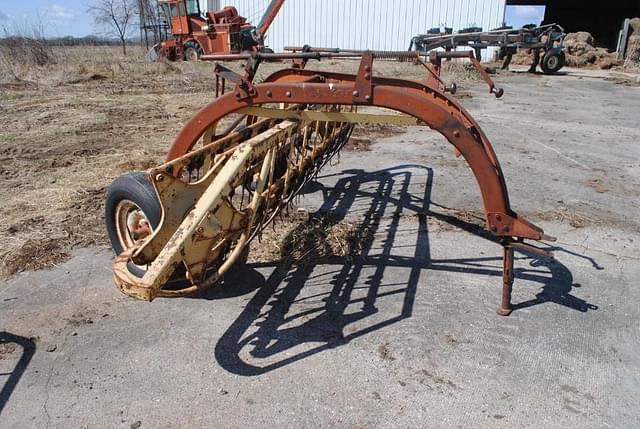 Image of New Holland 56 equipment image 3