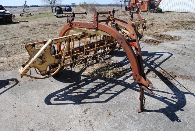 Image of New Holland 56 equipment image 2