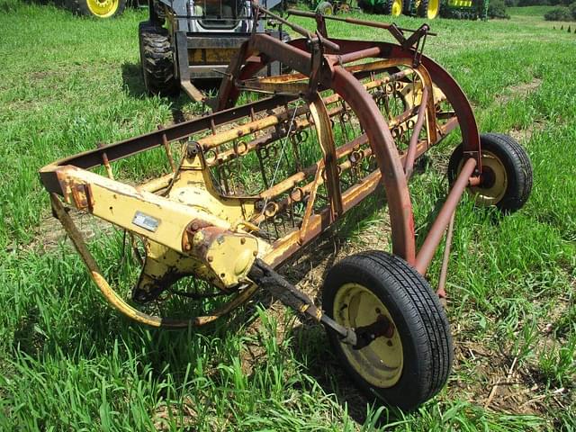 Image of New Holland 56 equipment image 3