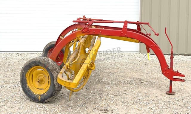 Image of New Holland 56 equipment image 2