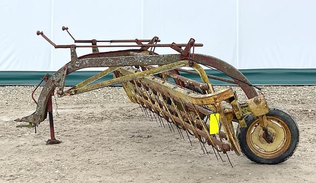 Image of New Holland 56 equipment image 3