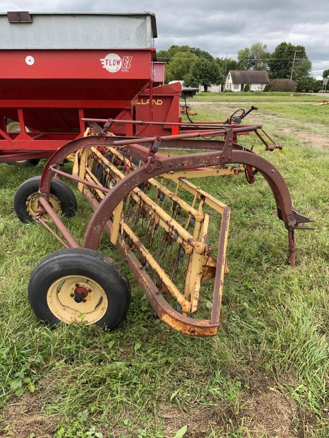Image of New Holland 56 equipment image 2