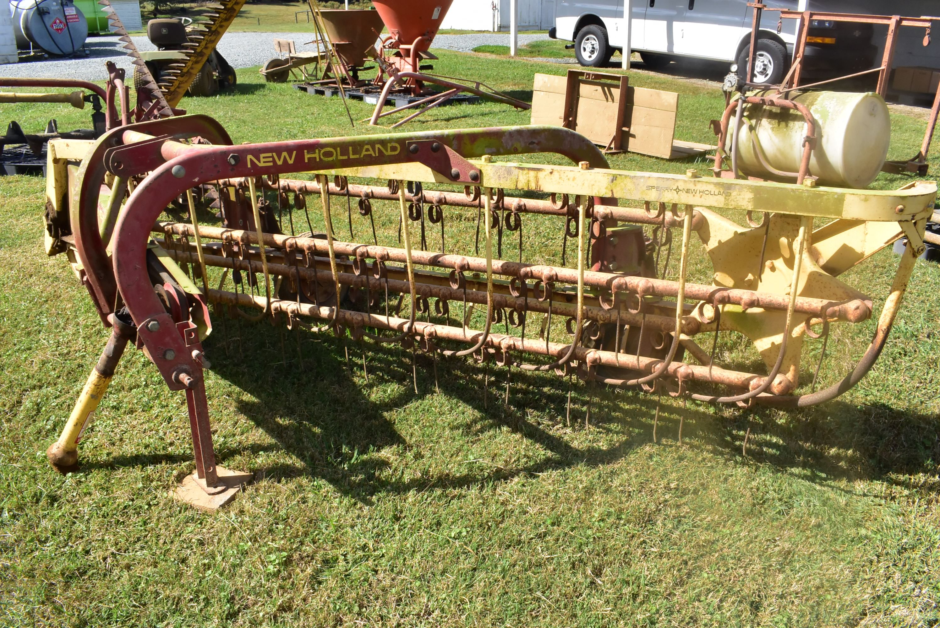 Main image New Holland 57