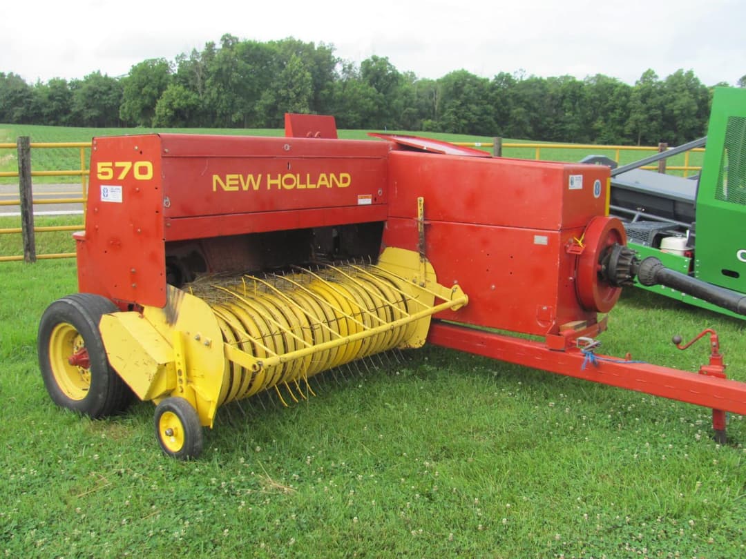 Image of New Holland 570 Primary image