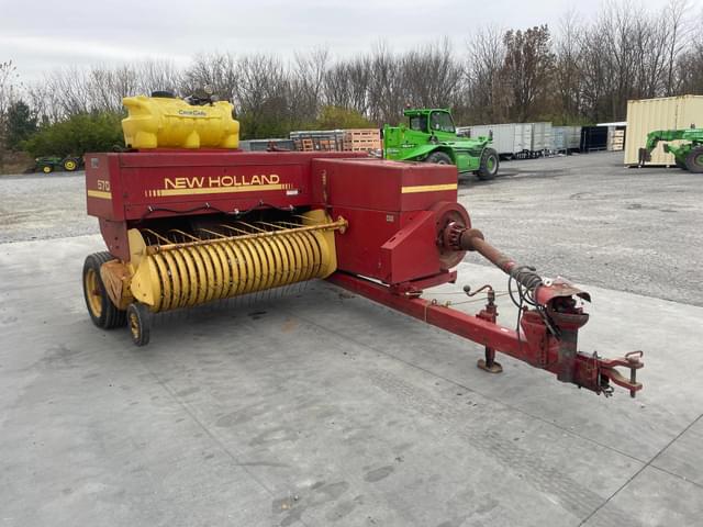Image of New Holland 570 equipment image 1