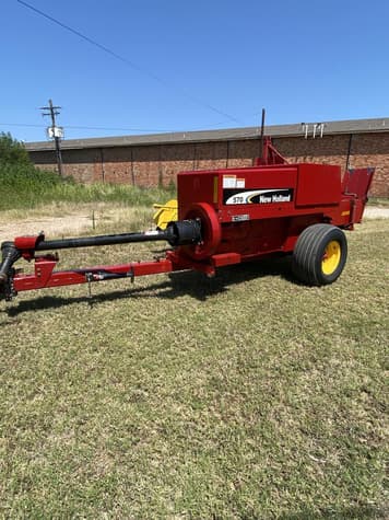 Main image New Holland 570