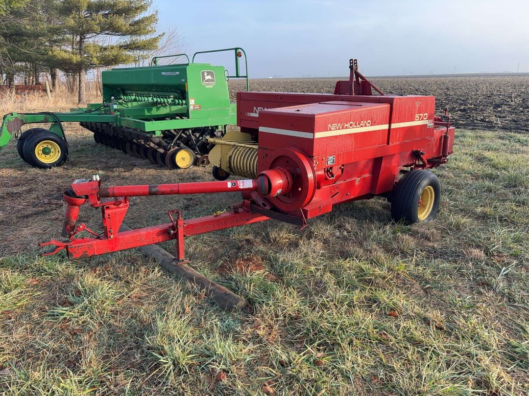 Image of New Holland 570 Primary image