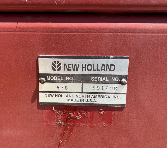 Image of New Holland 570 equipment image 4