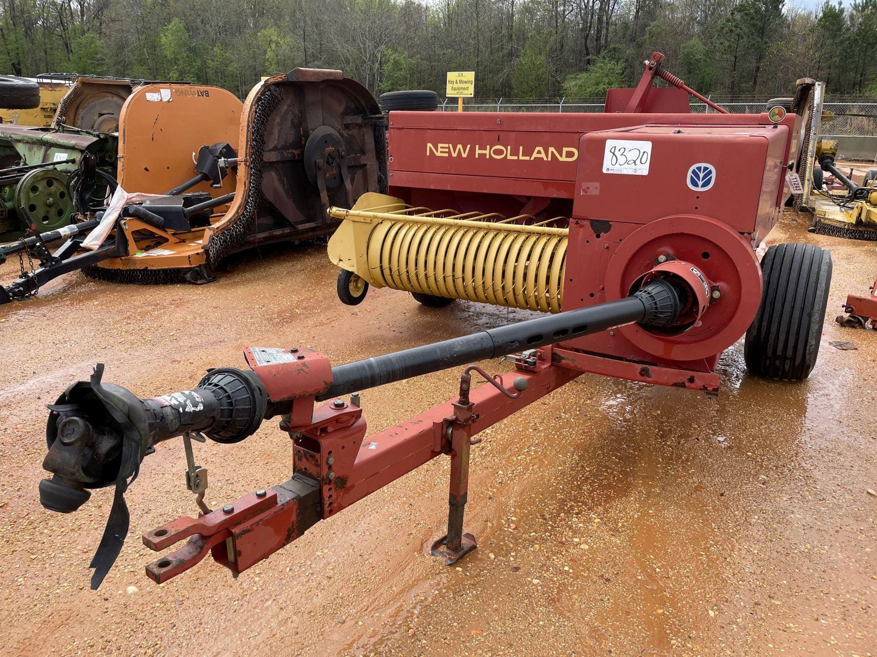 Main image New Holland 570