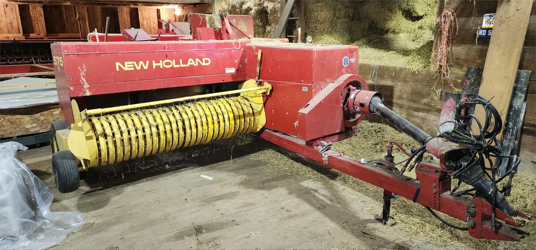 New Holland 575 Equipment Image0