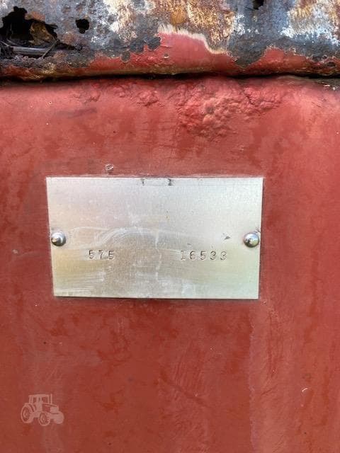 Image of New Holland 575 equipment image 4