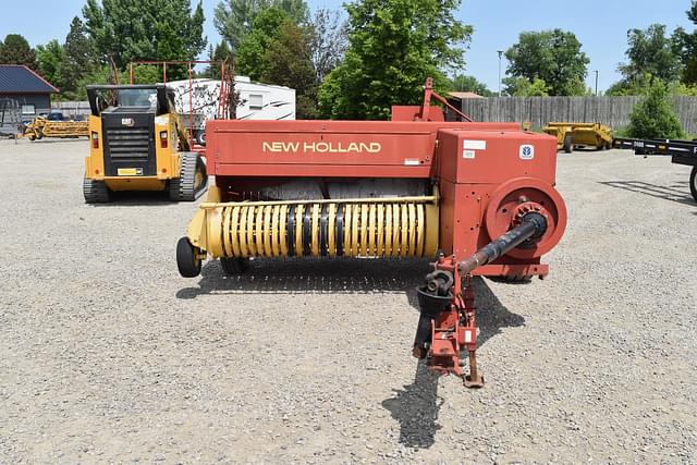 Image of New Holland 575 equipment image 1