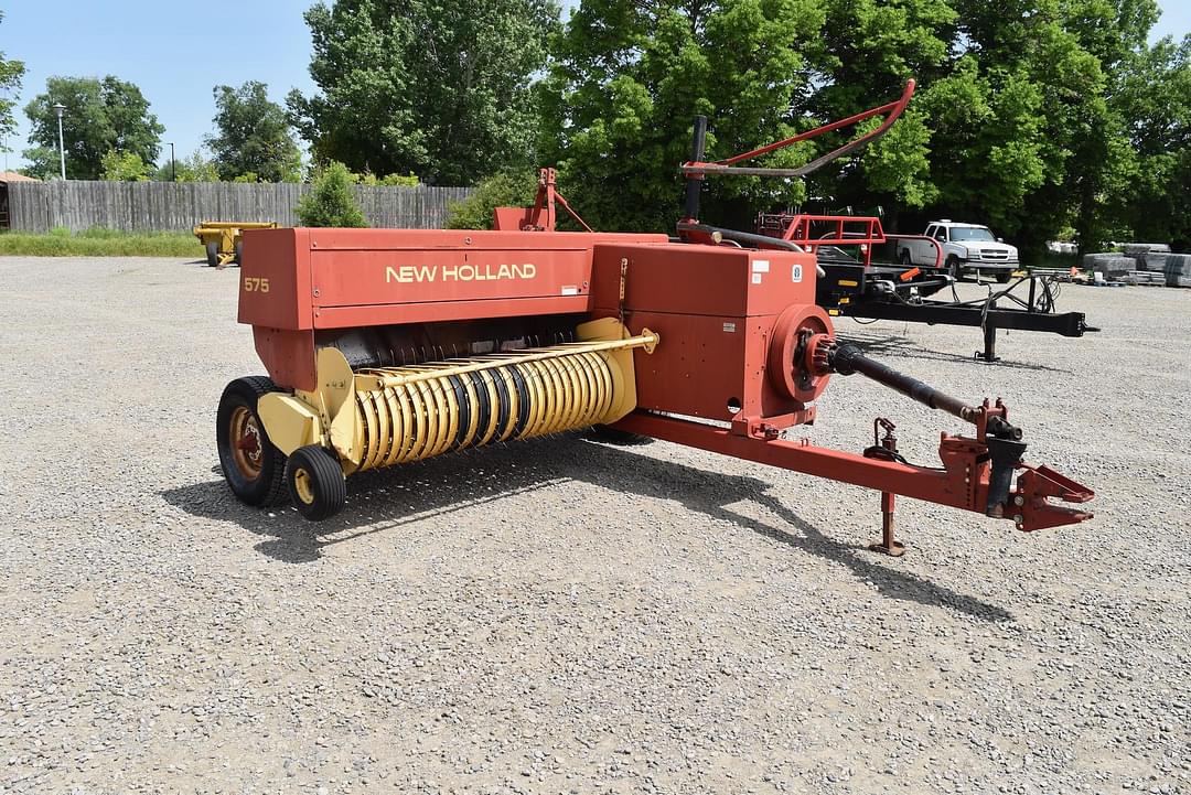 Image of New Holland 575 Primary image
