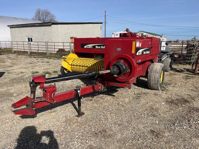Image of New Holland 575 equipment image 2