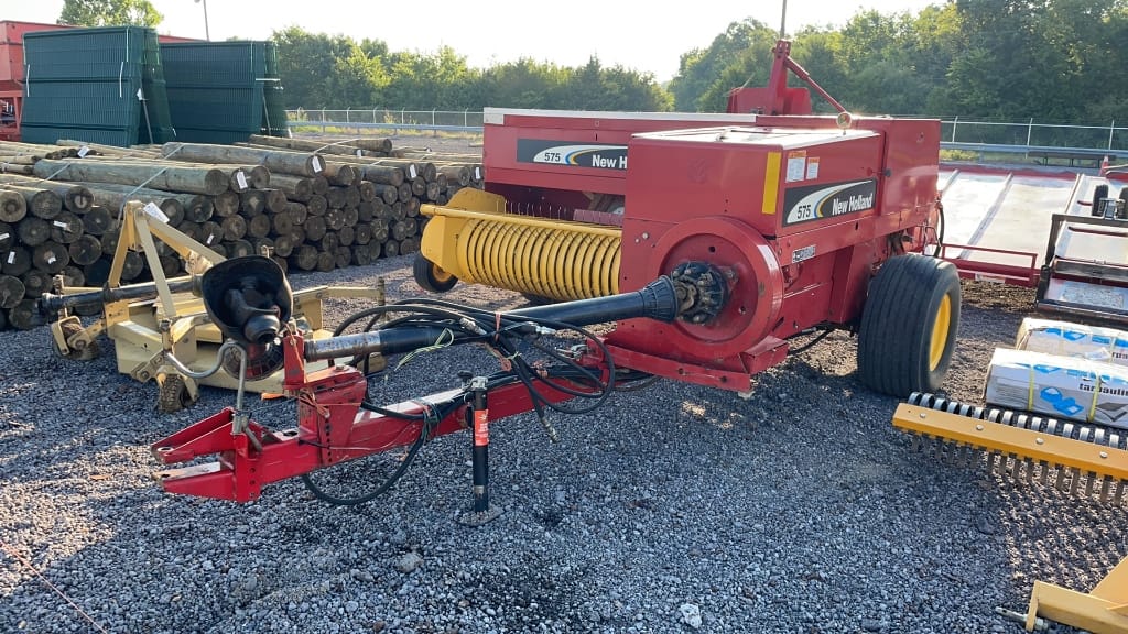 Main image New Holland 575