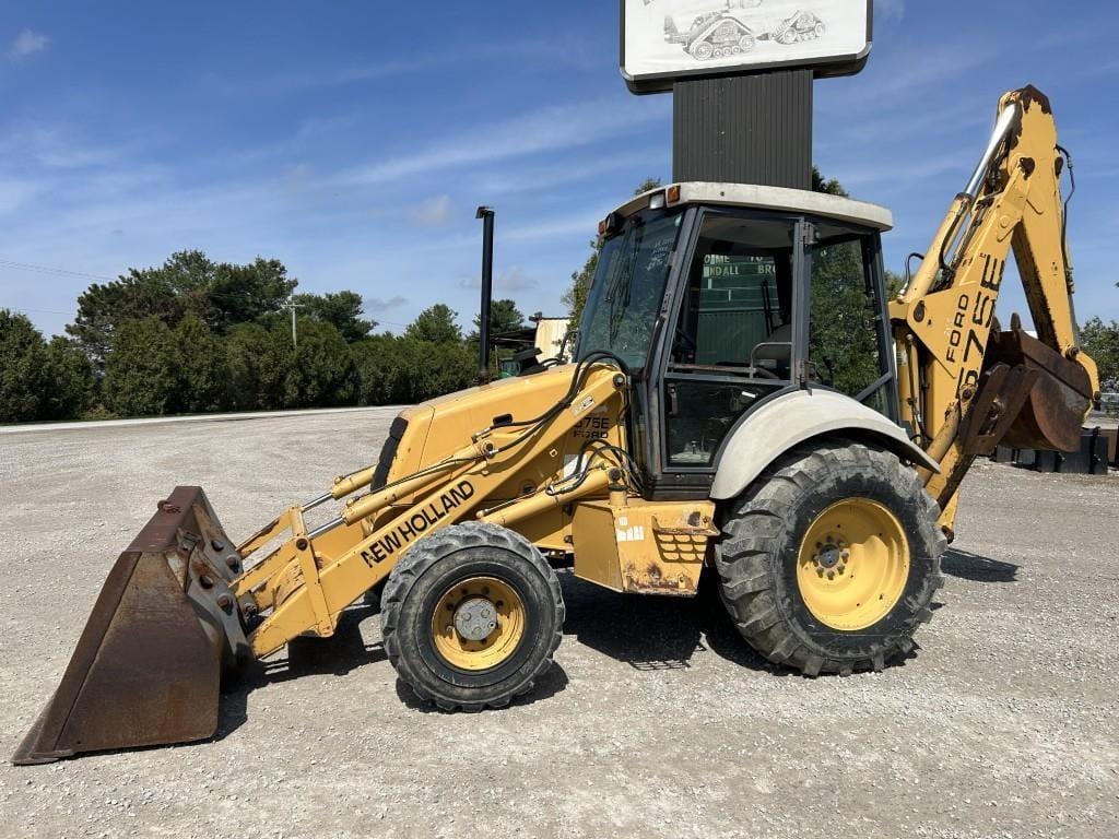 New Holland 575E Equipment Image0
