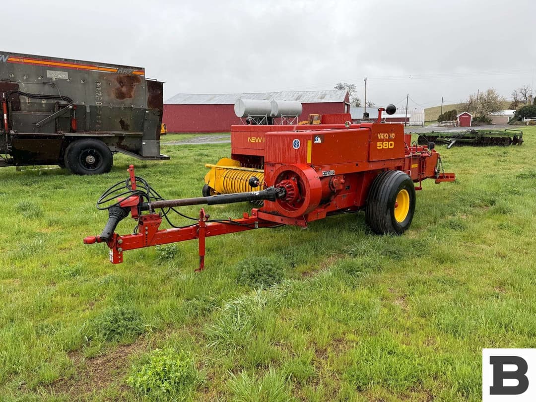 Image of New Holland 580 Primary image