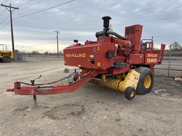 Main image New Holland 585