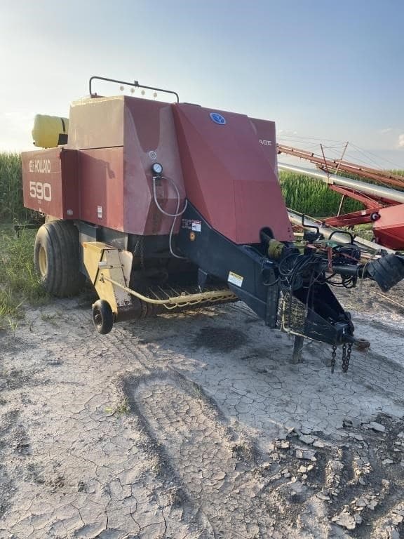 Image of New Holland 590 Image 1