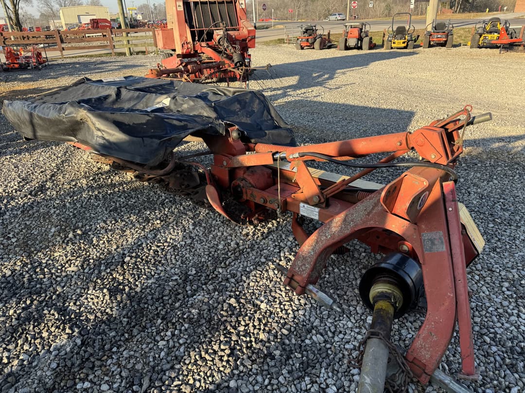 Image of New Holland 615 Image 0