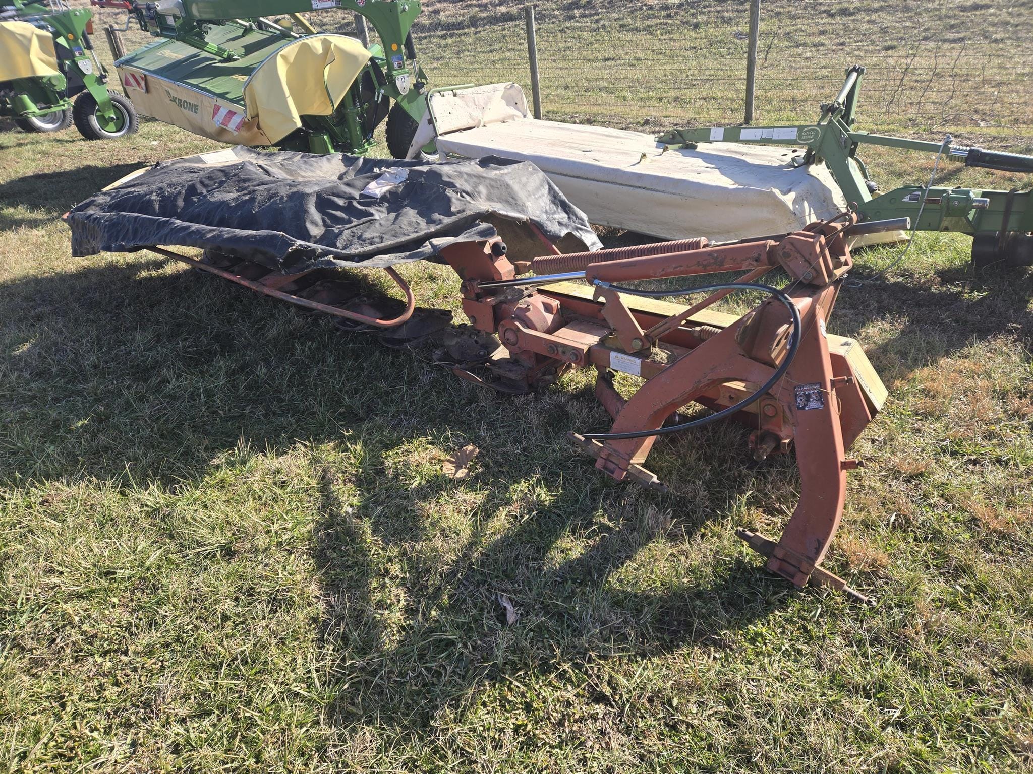 New Holland 616 Equipment Image0