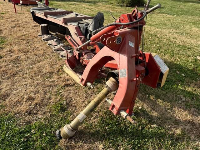 Image of New Holland 616 equipment image 1