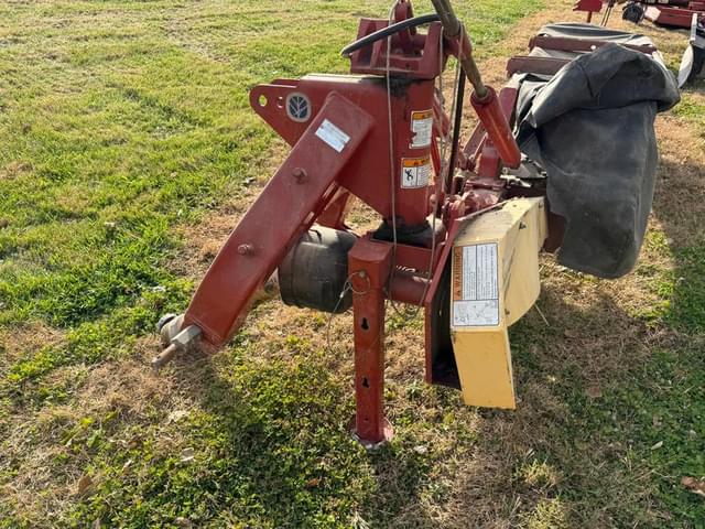 Image of New Holland 616 equipment image 3