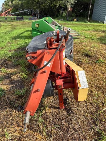 Image of New Holland 616 equipment image 2