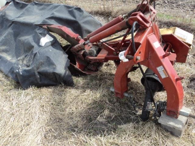 New Holland 616 Equipment Image0